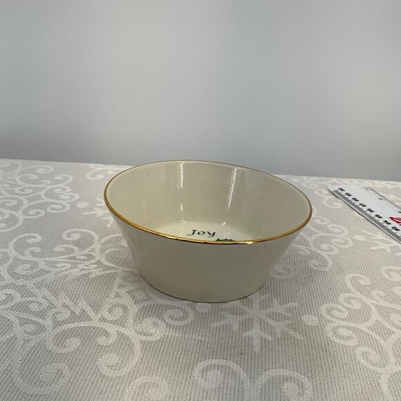 Lenox Holiday Dimension Collection Bowl "Joy" Holly Design - 4.75" Diameter - Picture 2 of 6